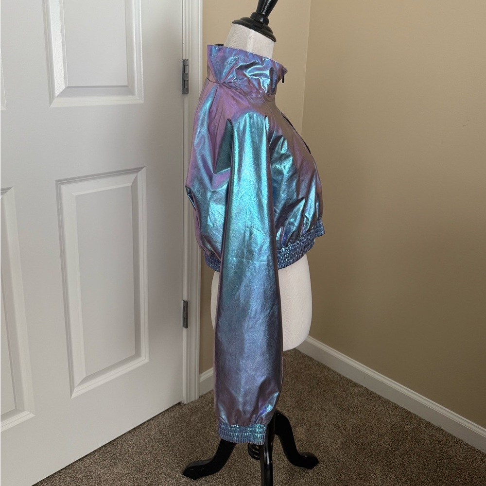 Iridescent Cropped Jacket/Top - Picture 7 of 9